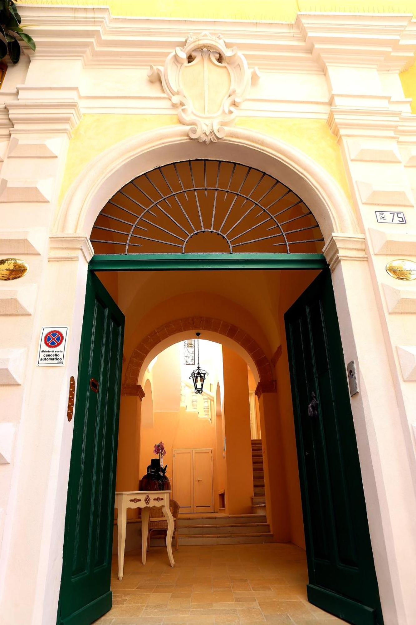 Palazzo Castiglione Bed & Breakfast Gallipoli Luaran gambar